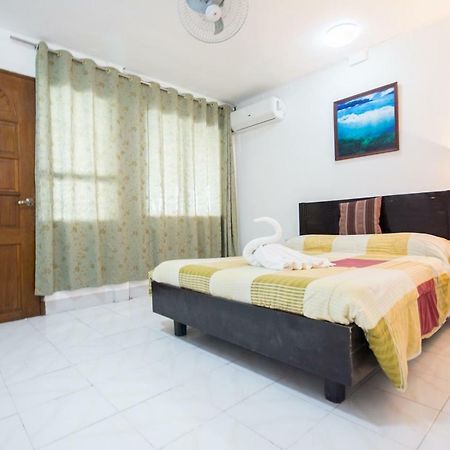 Deparis Beach Resort Balabag  Экстерьер фото