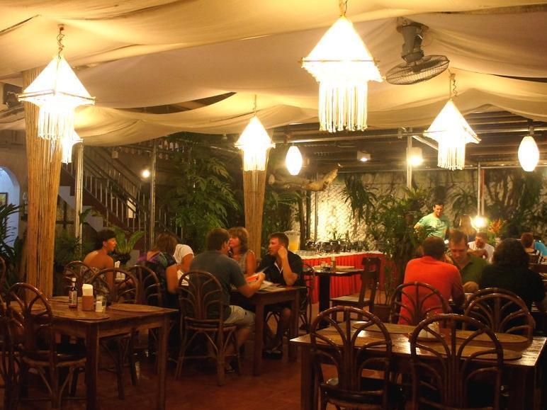 Deparis Beach Resort Balabag  Экстерьер фото