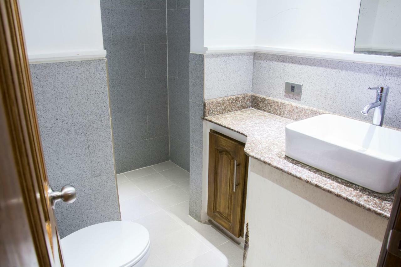 Deparis Beach Resort Balabag  Экстерьер фото