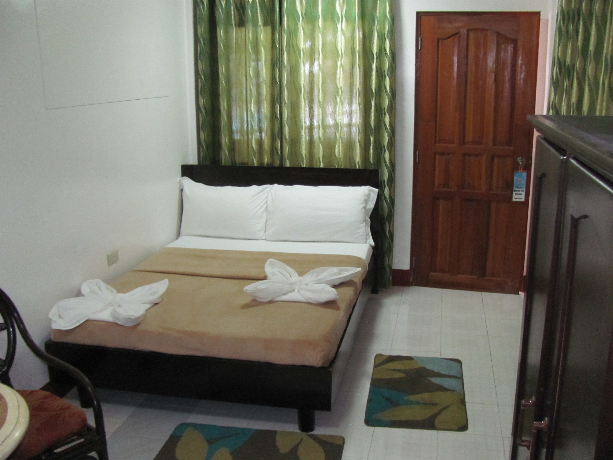 Deparis Beach Resort Balabag  Экстерьер фото